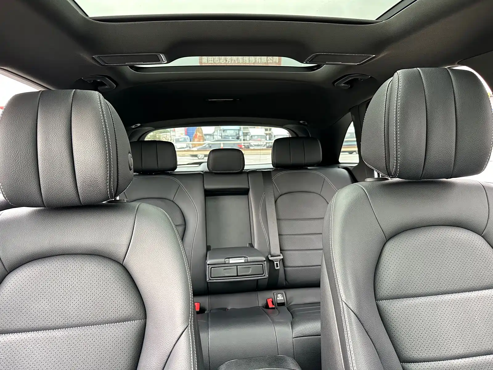 Фото 14 - Mercedes-Benz GLC