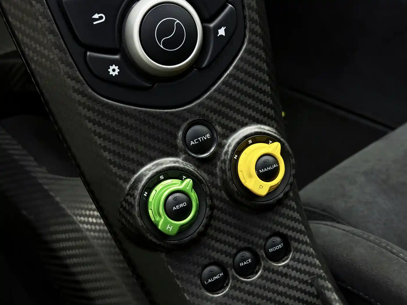 McLaren P1 2014 2014 3.8T Standard