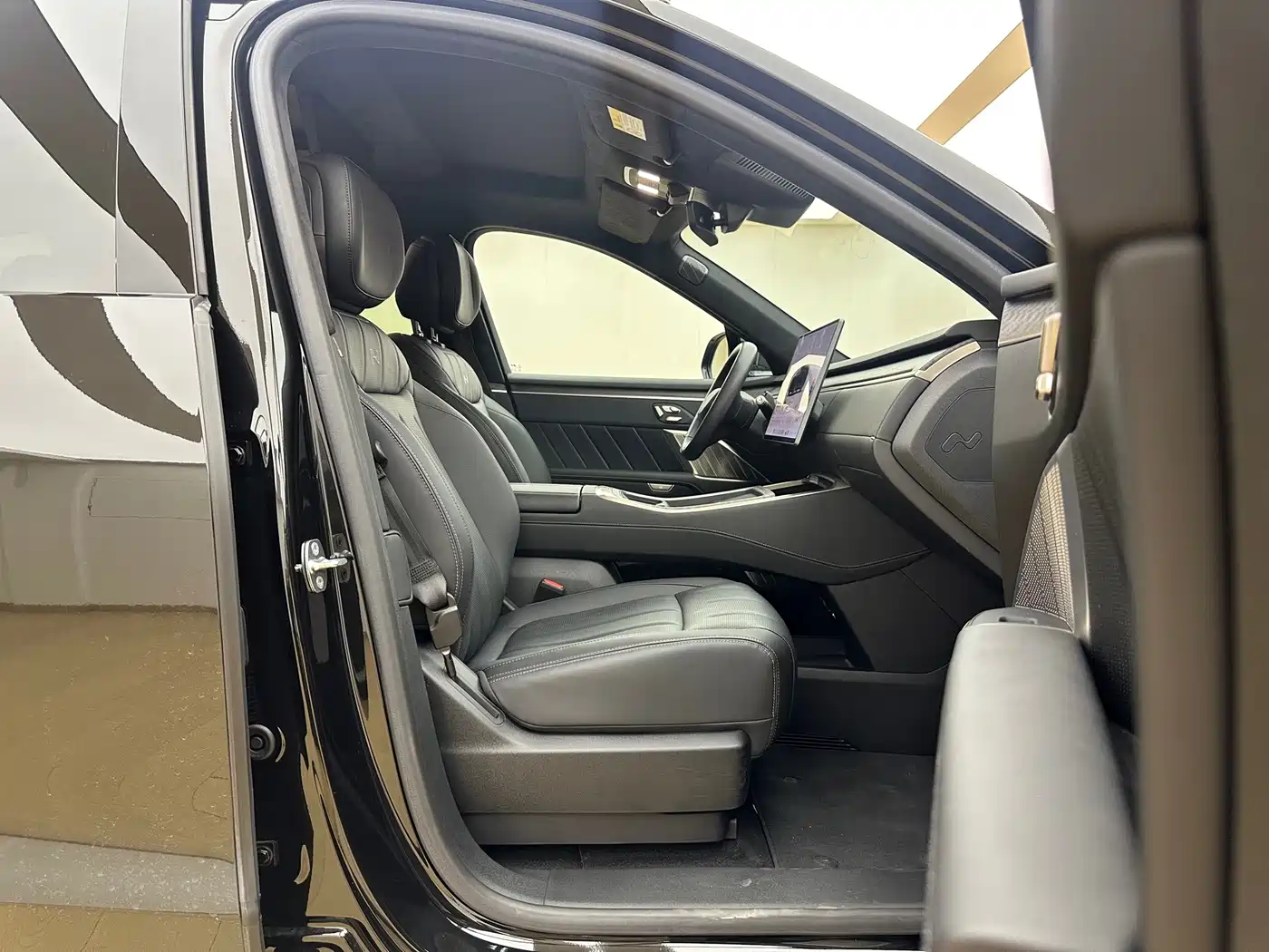 Ledao L90 2025 2025 AWD Base Model
