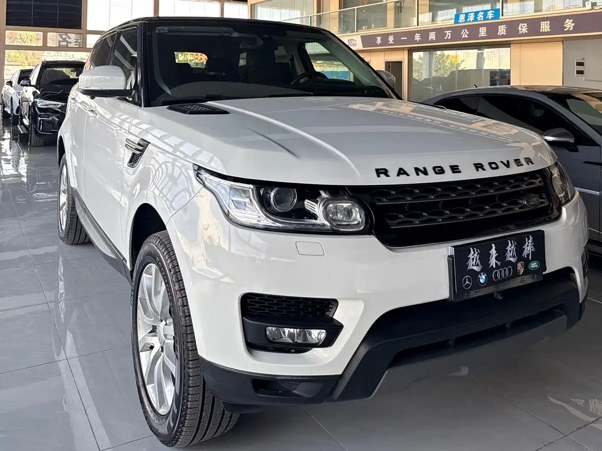 Фото 1 - Land Rover Range Rover Sport
