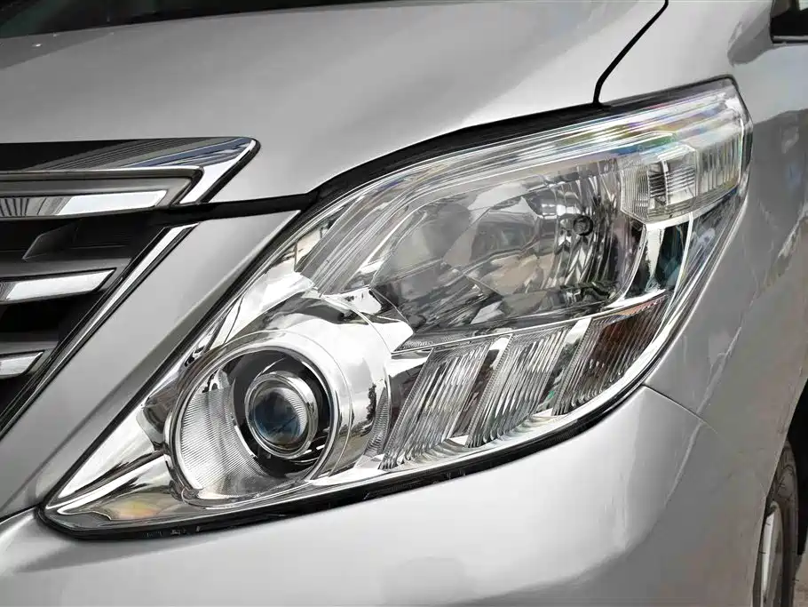 Toyota Alphard 2012 3.5L Luxury Edition фото 18