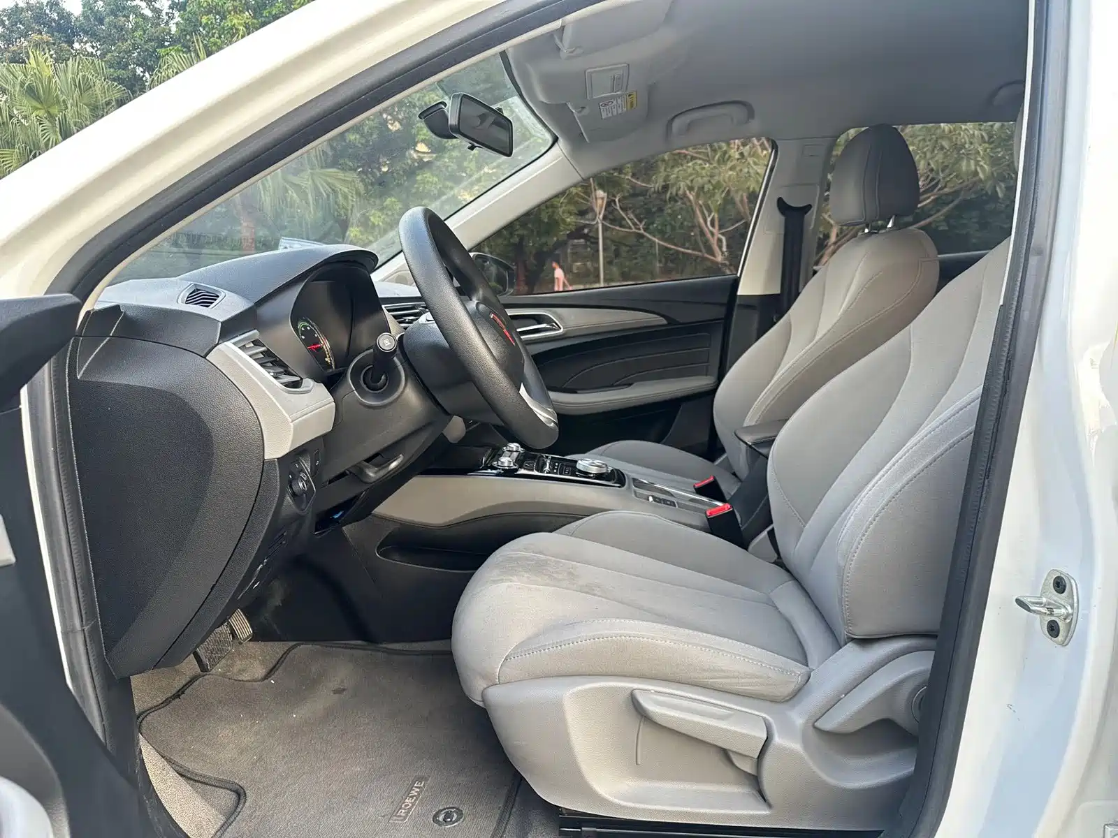 Фото 8 - Roewe Ei5