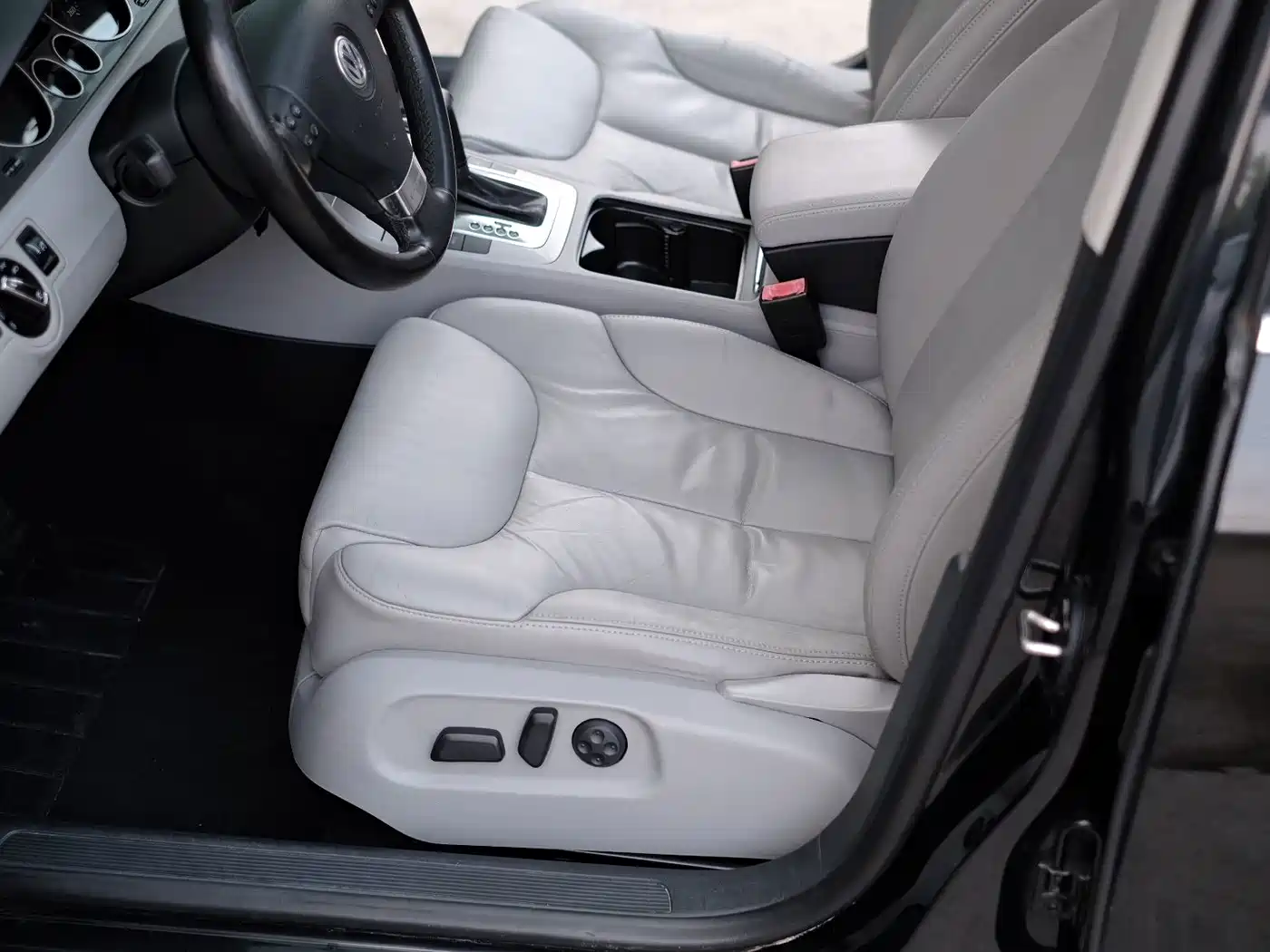 Volkswagen Magotan 2010 2011 1.4TSI Elite