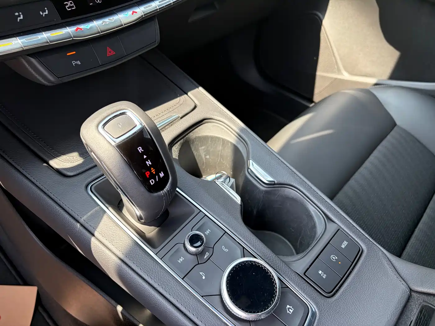 Cadillac XT4 2018 Model 28T 2WD Technology фото 9