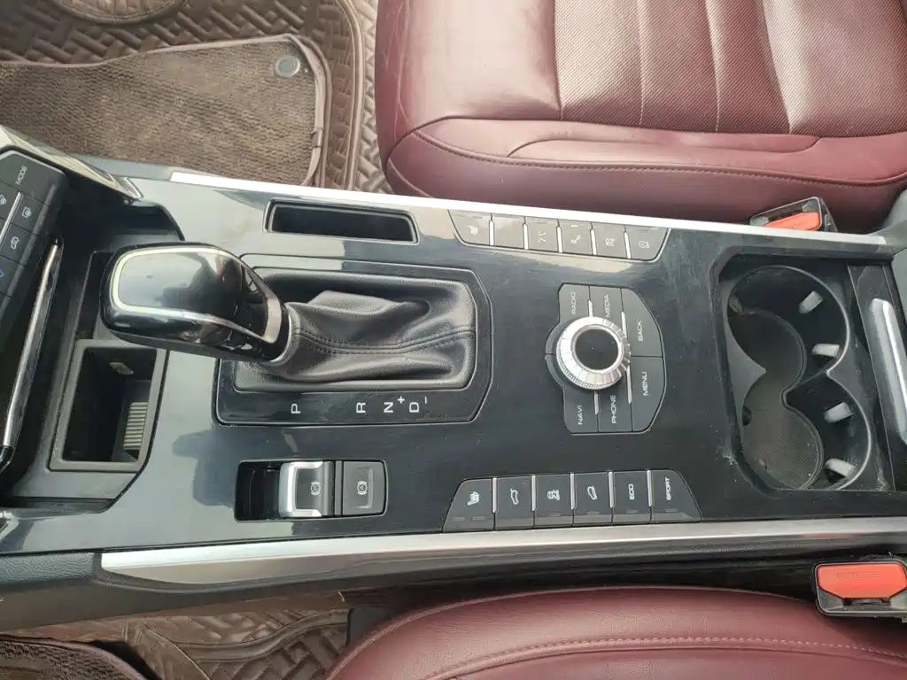 WEY VV7 2018 2017 2.0T Flagship