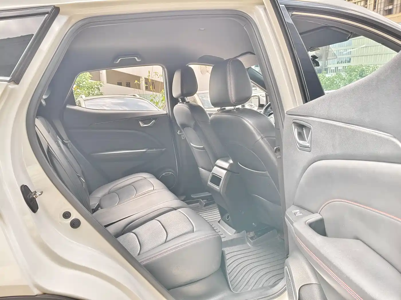Dongfeng Fengguang Fengon 500 2022 2021 1.5L CVT Comfort