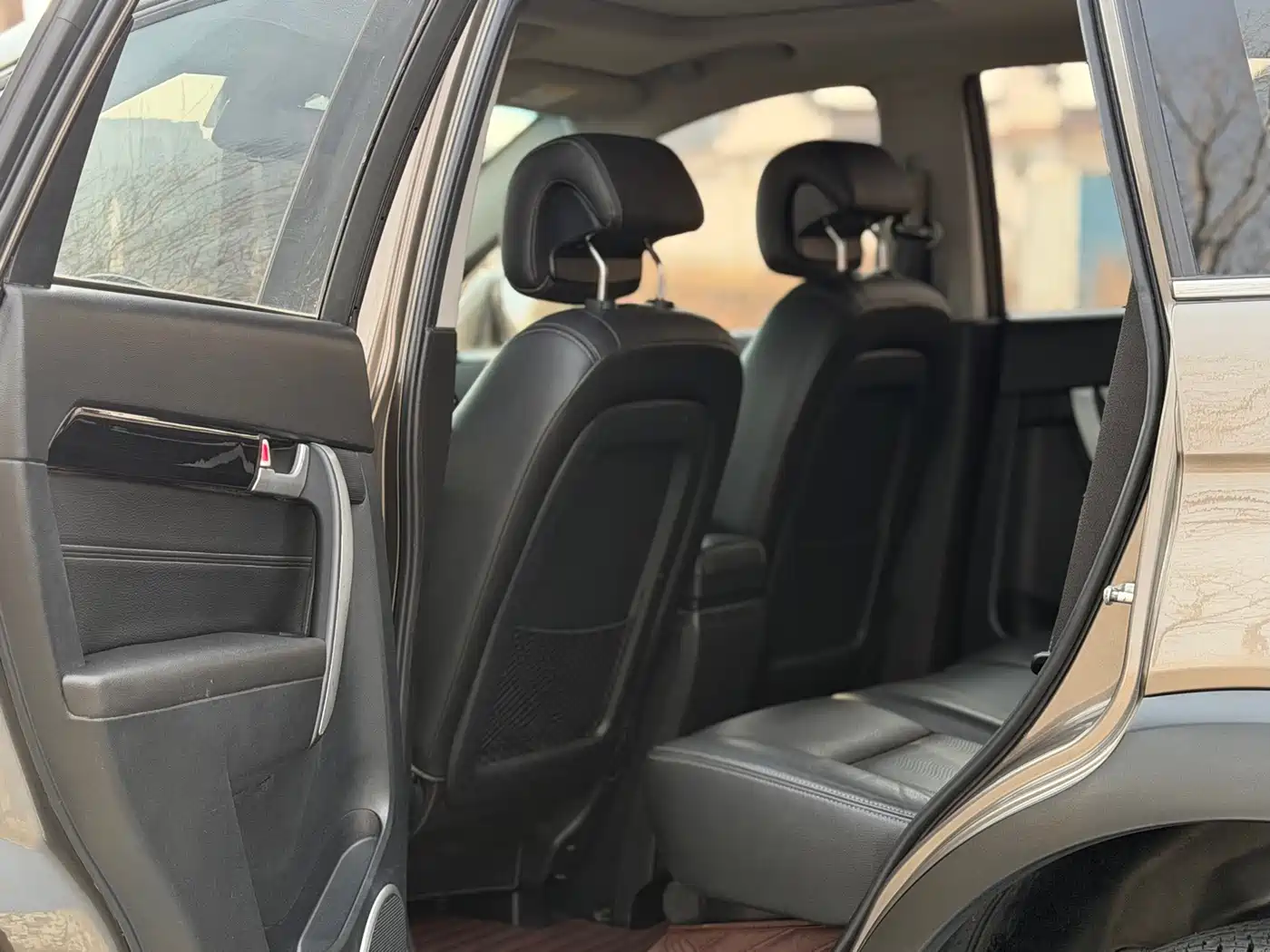 Chevrolet Captiva 2015 2.4L AWD Flagship 7-Seater фото 10
