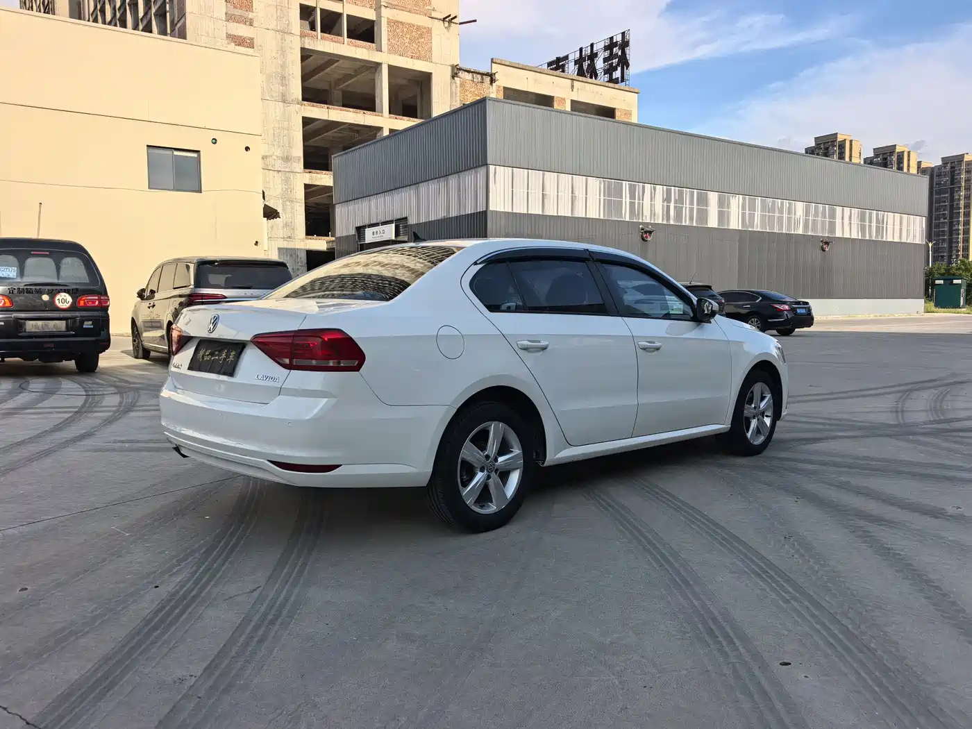 Фото 5 - Volkswagen Lavida