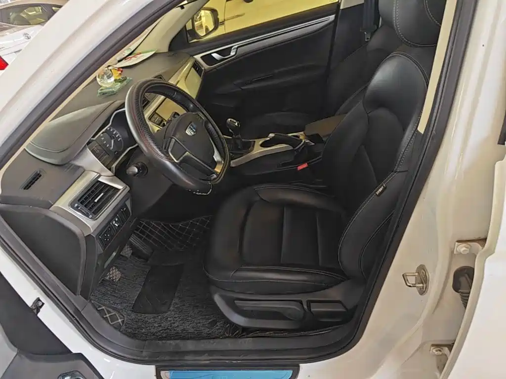 Geely Emgrand GL 2017 2017 1.3T Manual Elite