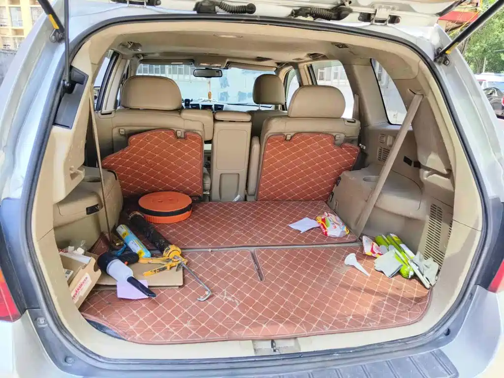 Photo 13 - Toyota Highlander