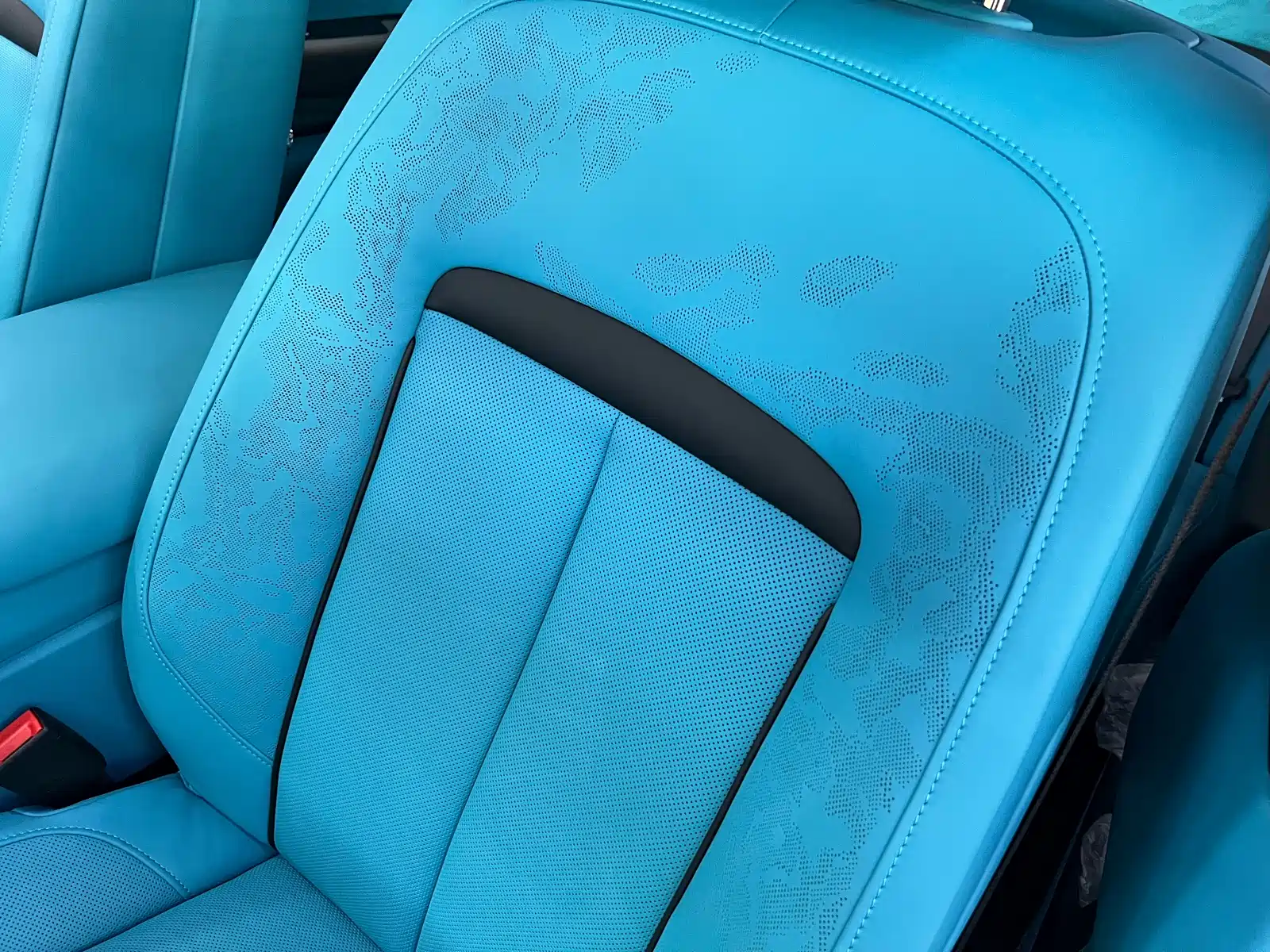 Фото 18 - Rolls-Royce Cullinan