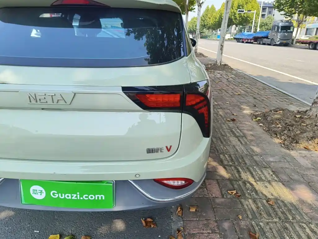 Nezha Auto Nezha V 2023 2022 Trend 300 Lite LFP