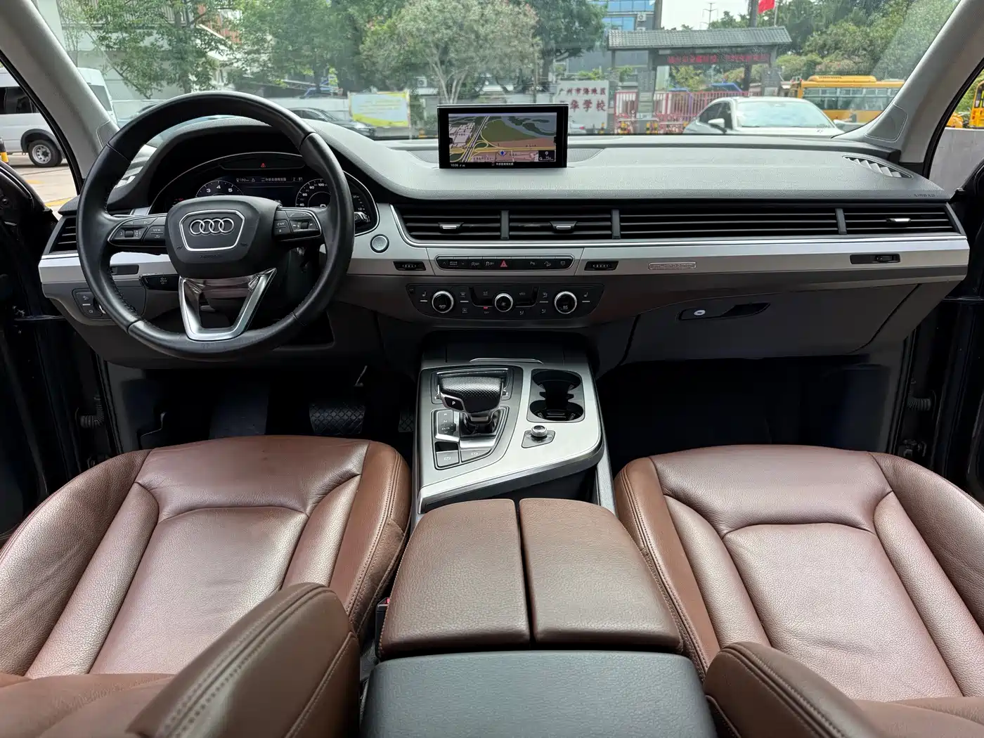 Audi Q7 2019 55 TFSI Technology фото 12