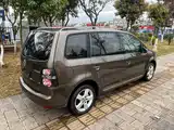 Photo 5 - Volkswagen Touran