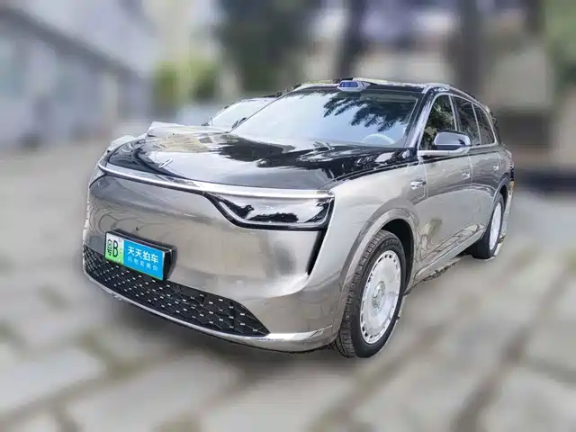 AITO Wenjie AITO M8 2025 Extended Range Max 37kWh 5-Seater — фото 1