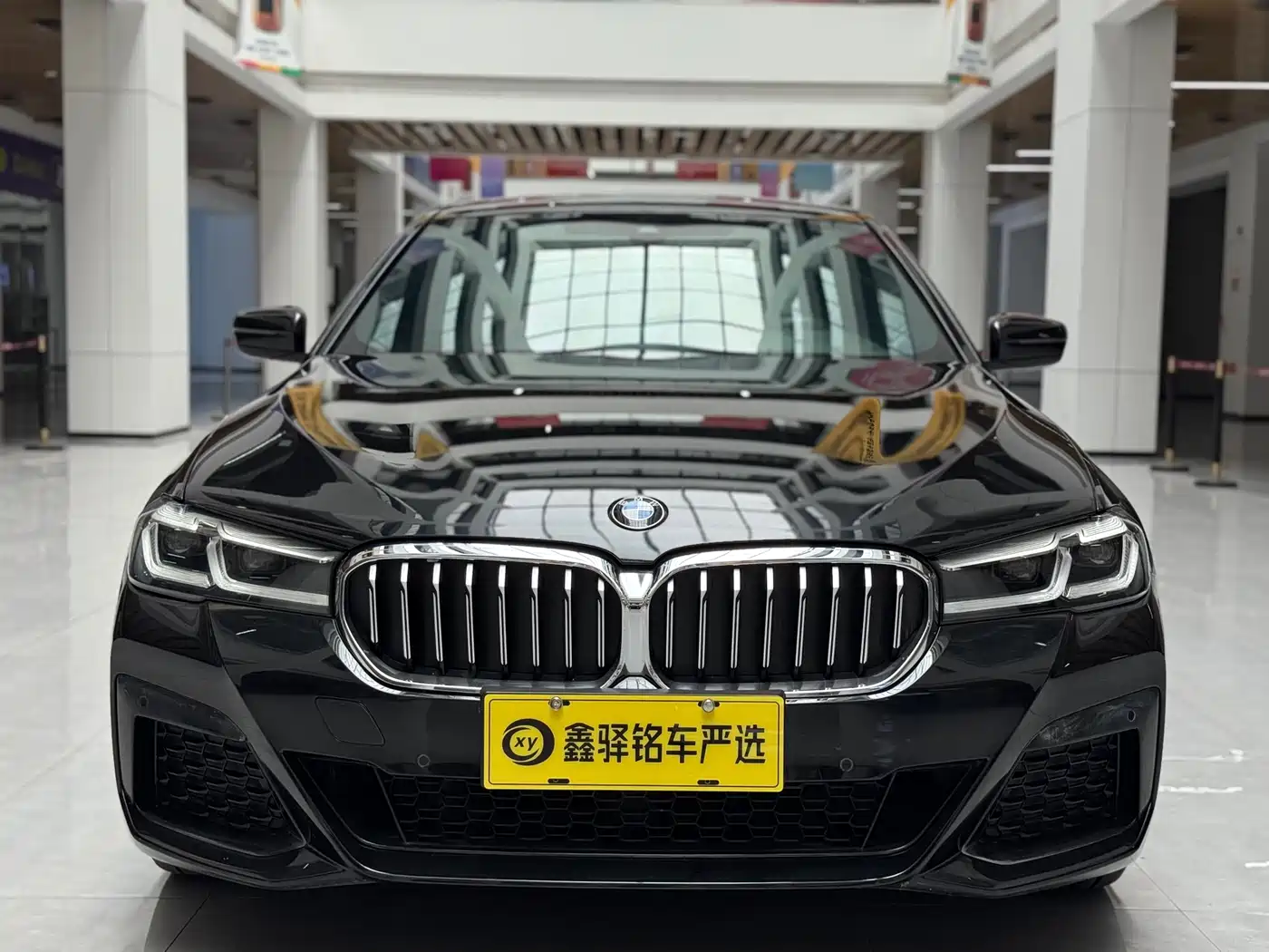 BMW 5 Series 2022 530Li Leading M Sport Package фото 2