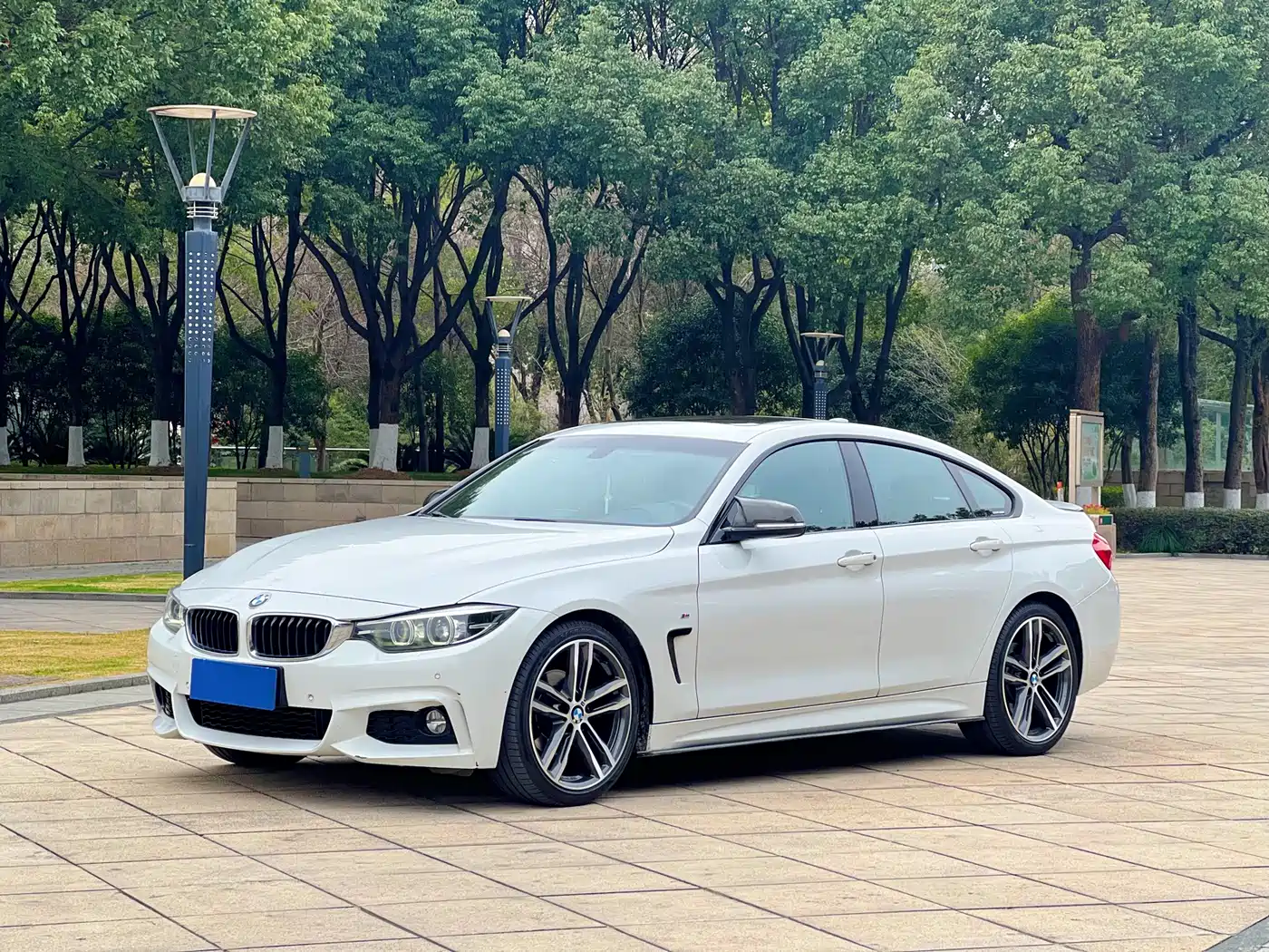 BMW 4 Series 2017 425i Gran Coupe Leading M Sport Package