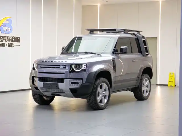 Land Rover Defender 2023 Model 90 3.0T P400 Dark Special Edition