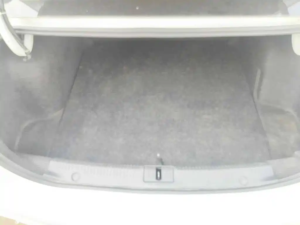 Фото 5 - Roewe i6