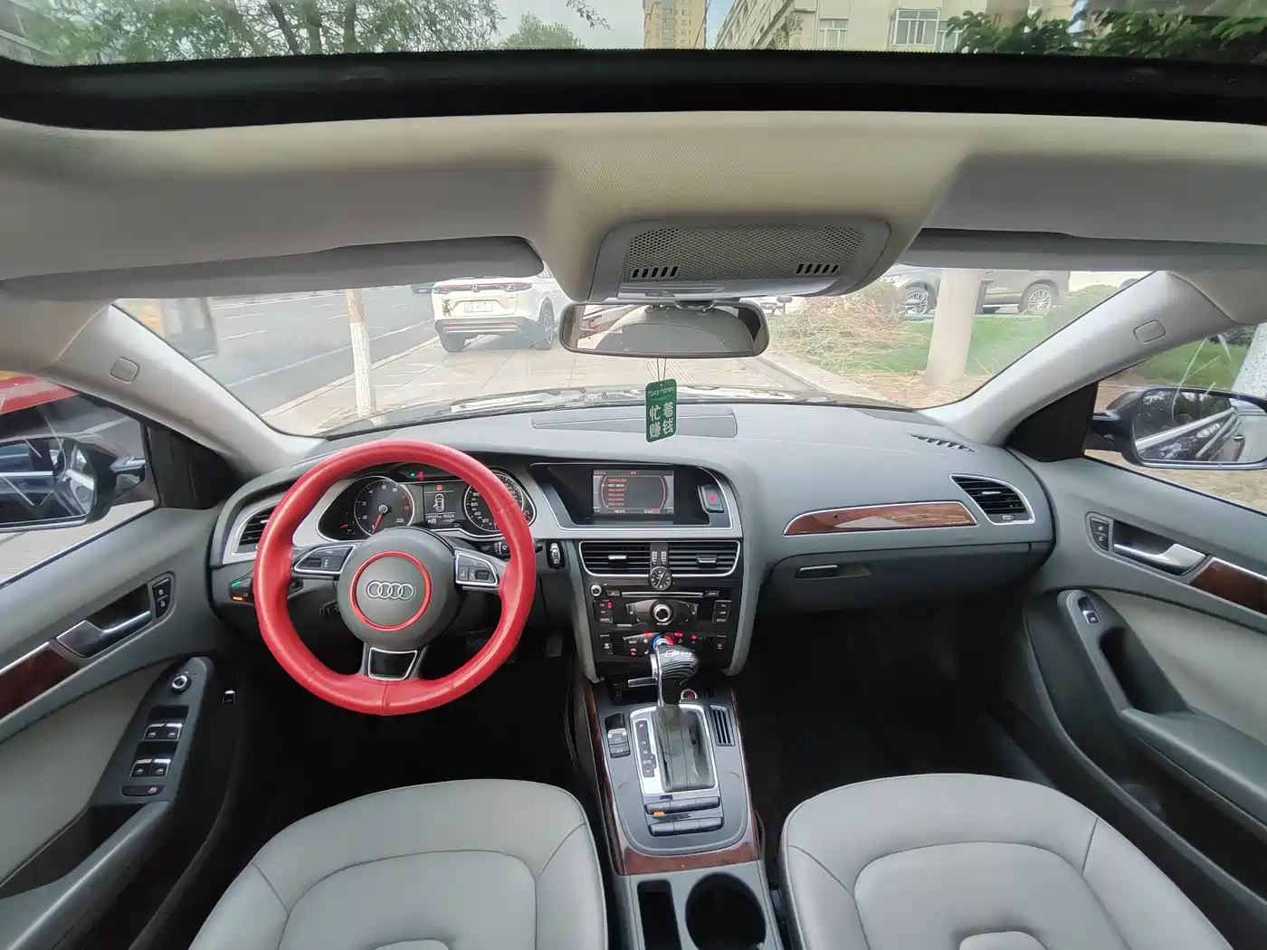 Audi A4L 2013 35 TFSI Automatic Comfort фото 8