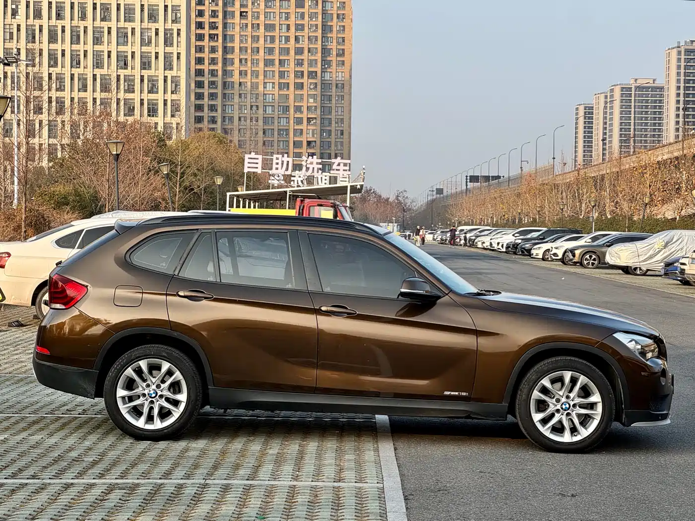 BMW X1 2015 Model sDrive18i Fashion Advanced Edition фото 4