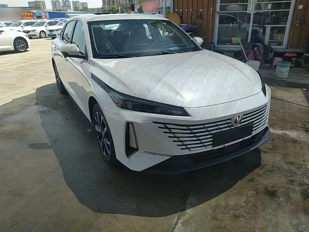 Changan Eado 2026 2025 Blue Whale 1.5T 500Bar Premium