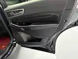 Фото 18 - Ford Edge