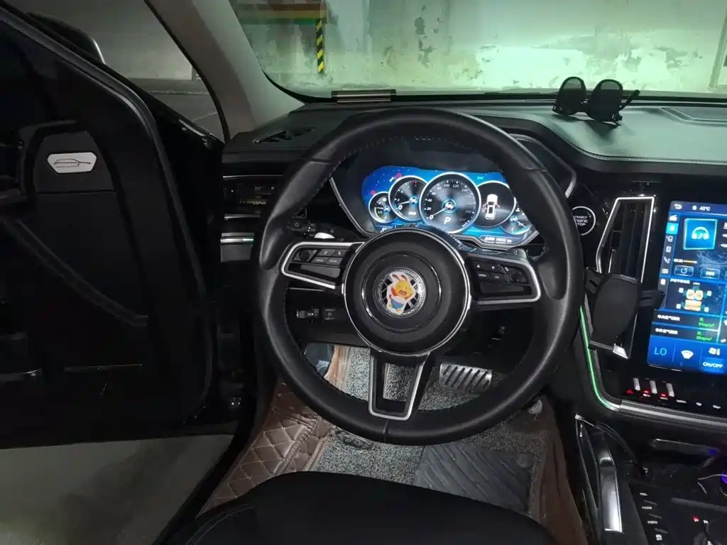 Zotye T800 2019 2018 2.0T Auto Premium Smart Connect 7-seater