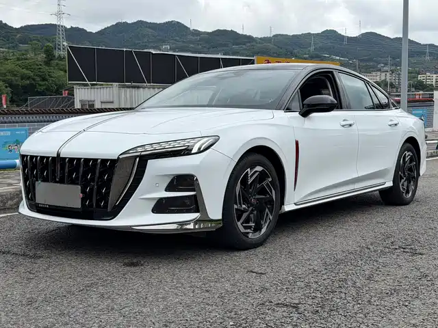 Hongqi H6 2023 2.0T Elegance Edition
