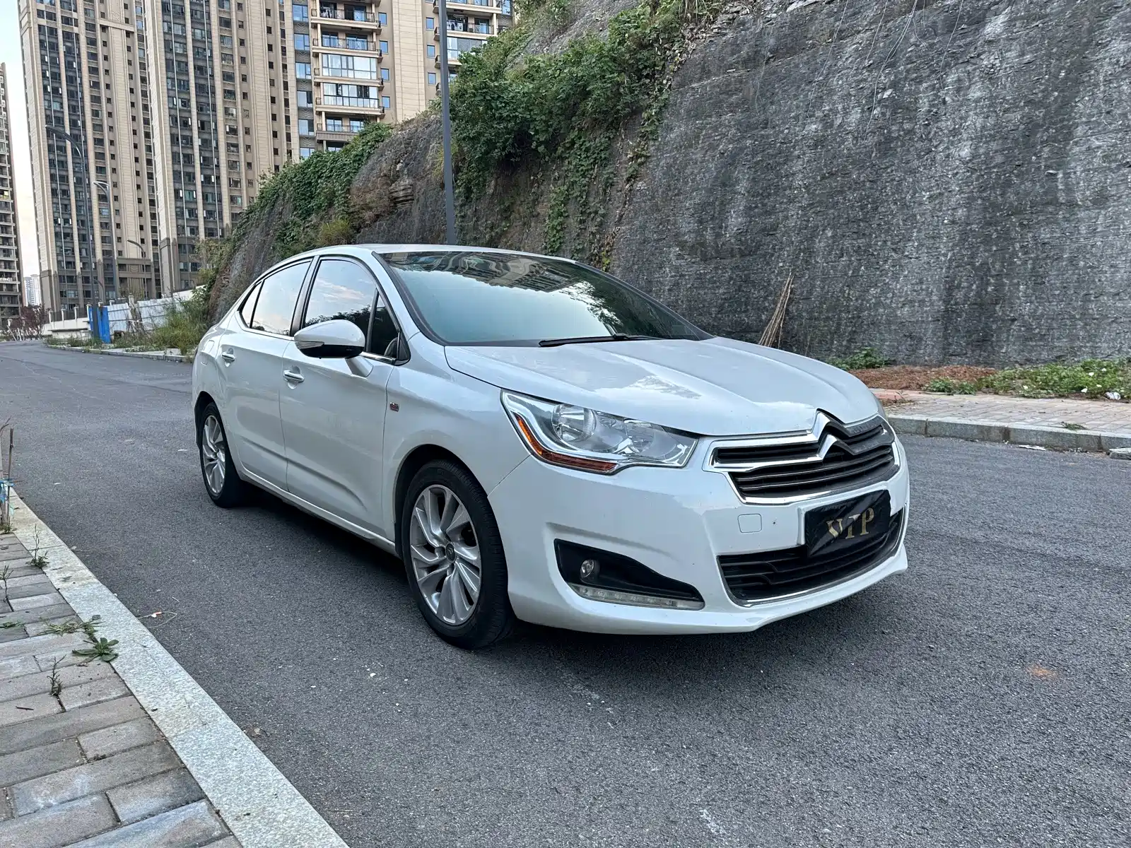 Photo 1 - Citroën C4L