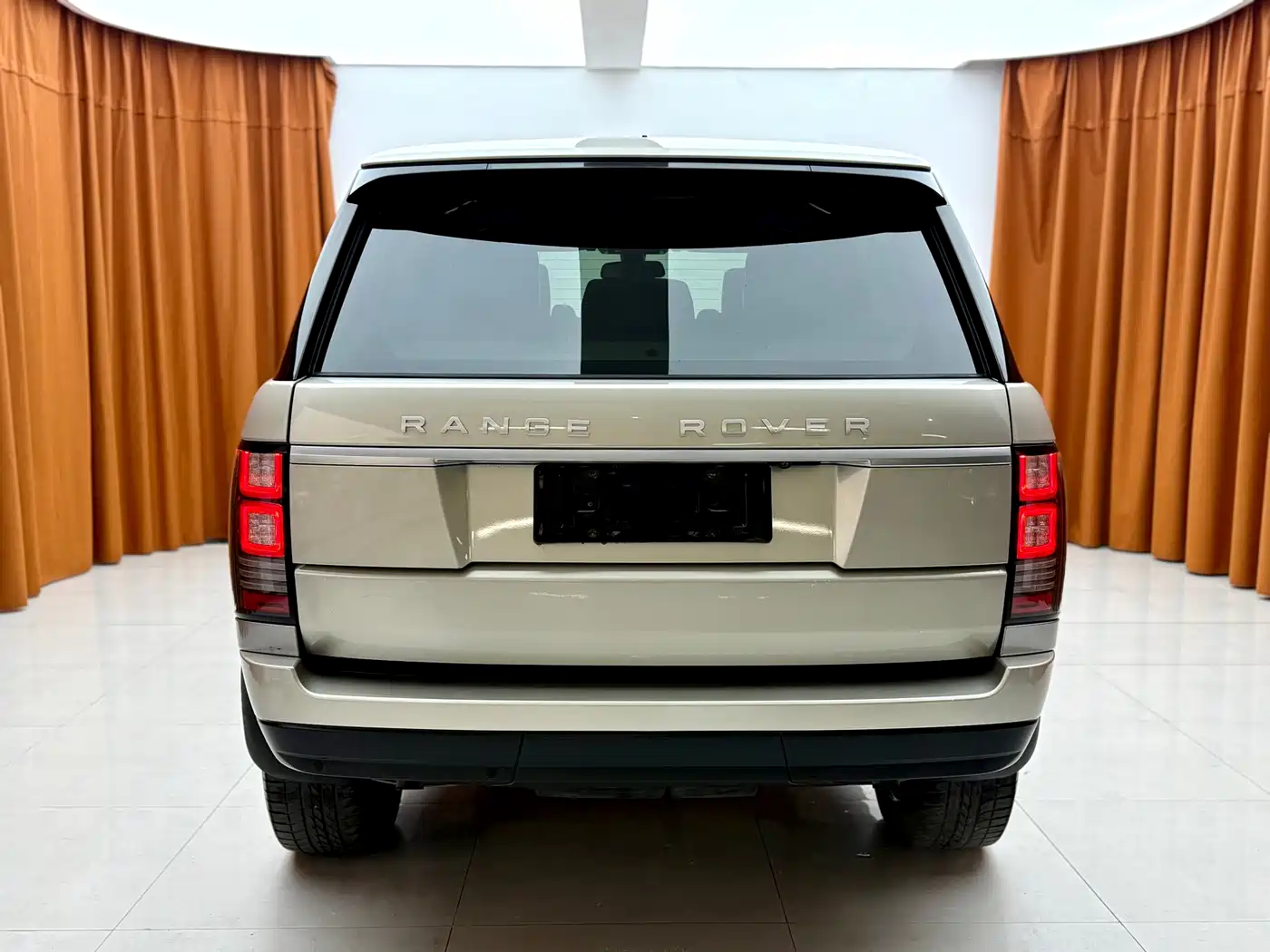 Land Rover Range Rover 2015 3.0 SC V6 Vogue фото 5