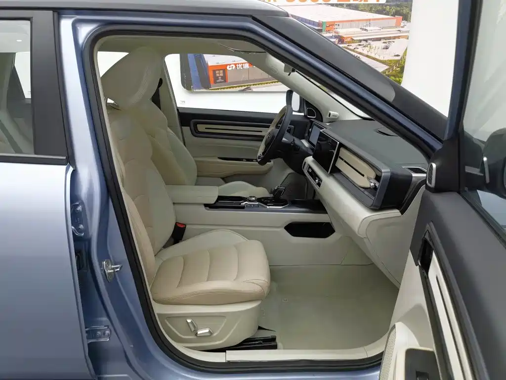 Фото 23 - Geely ICON