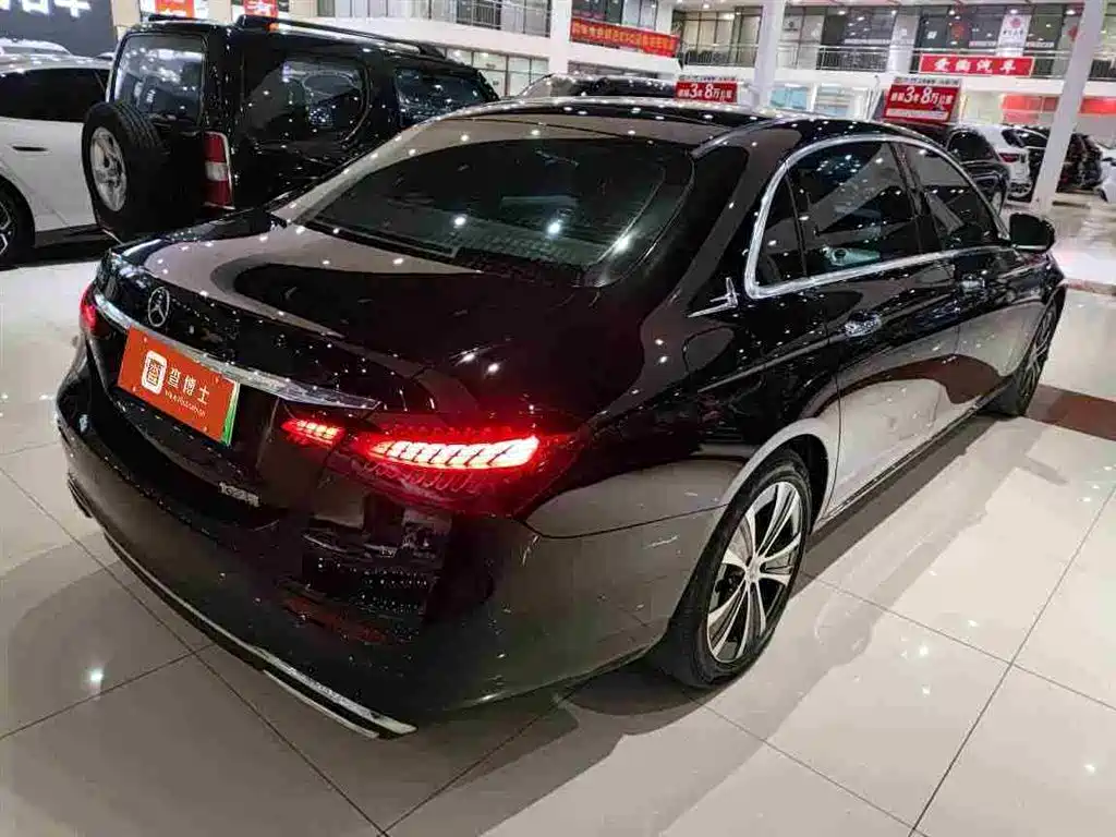 Mercedes-Benz E-Class New Energy 2022 E 350 e L Plug-in Hybrid Sedan фото 21