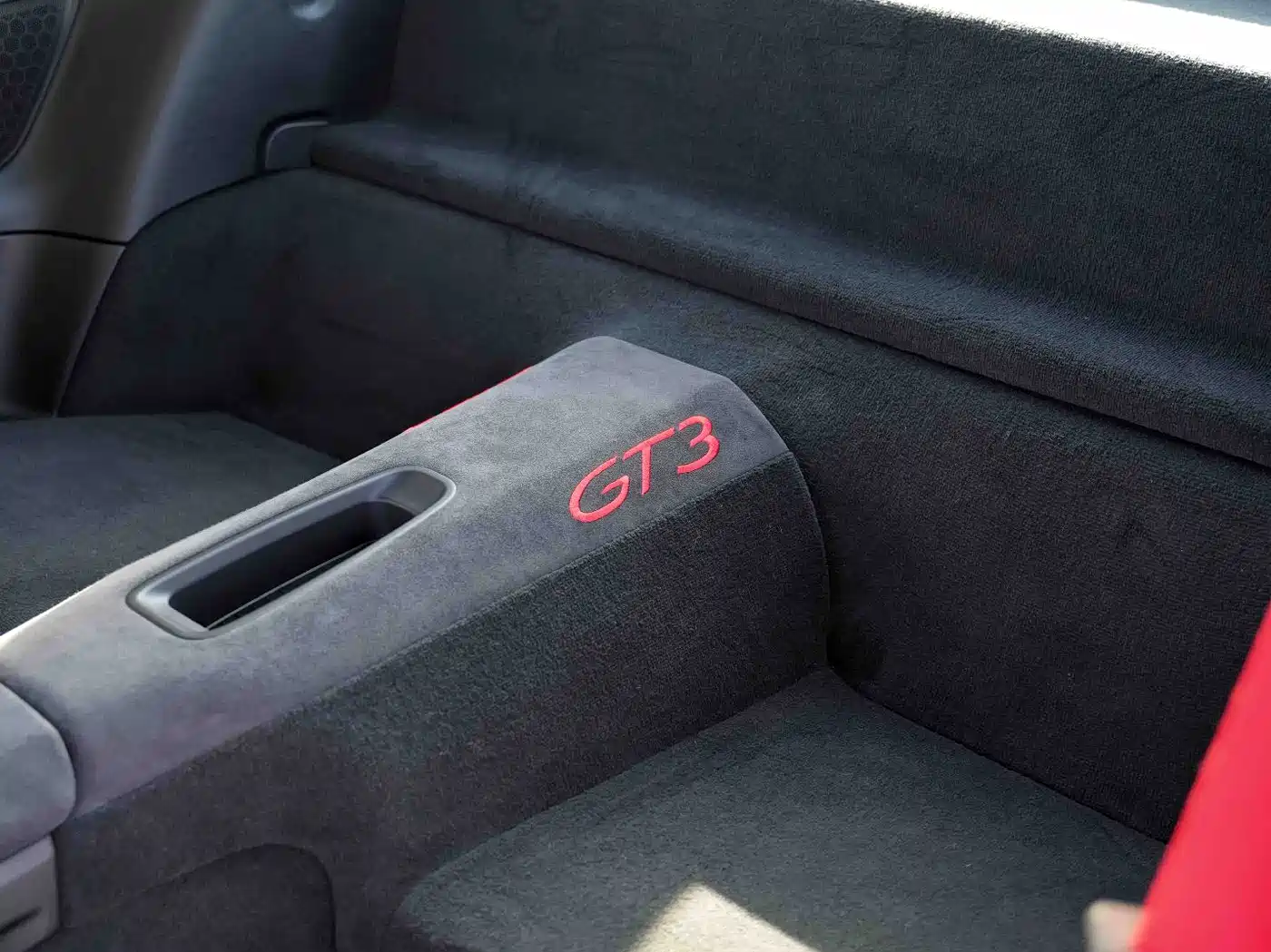 Porsche 911 2013 GT3 3.8L фото 19