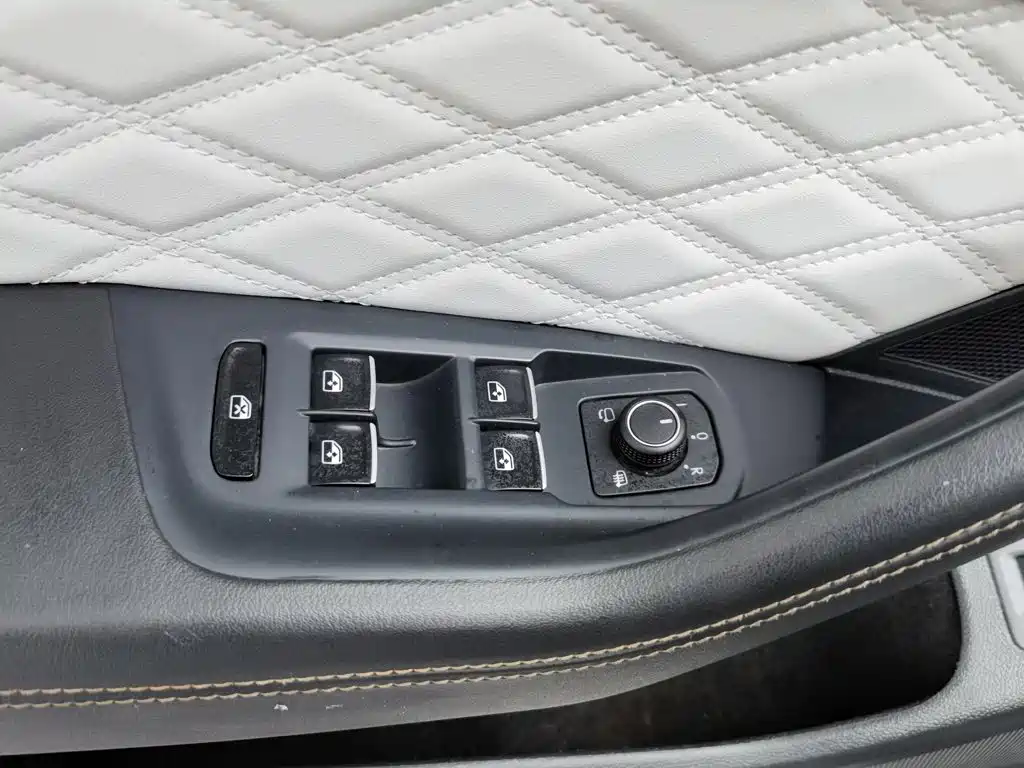 Volkswagen Magotan, миниатюра 9