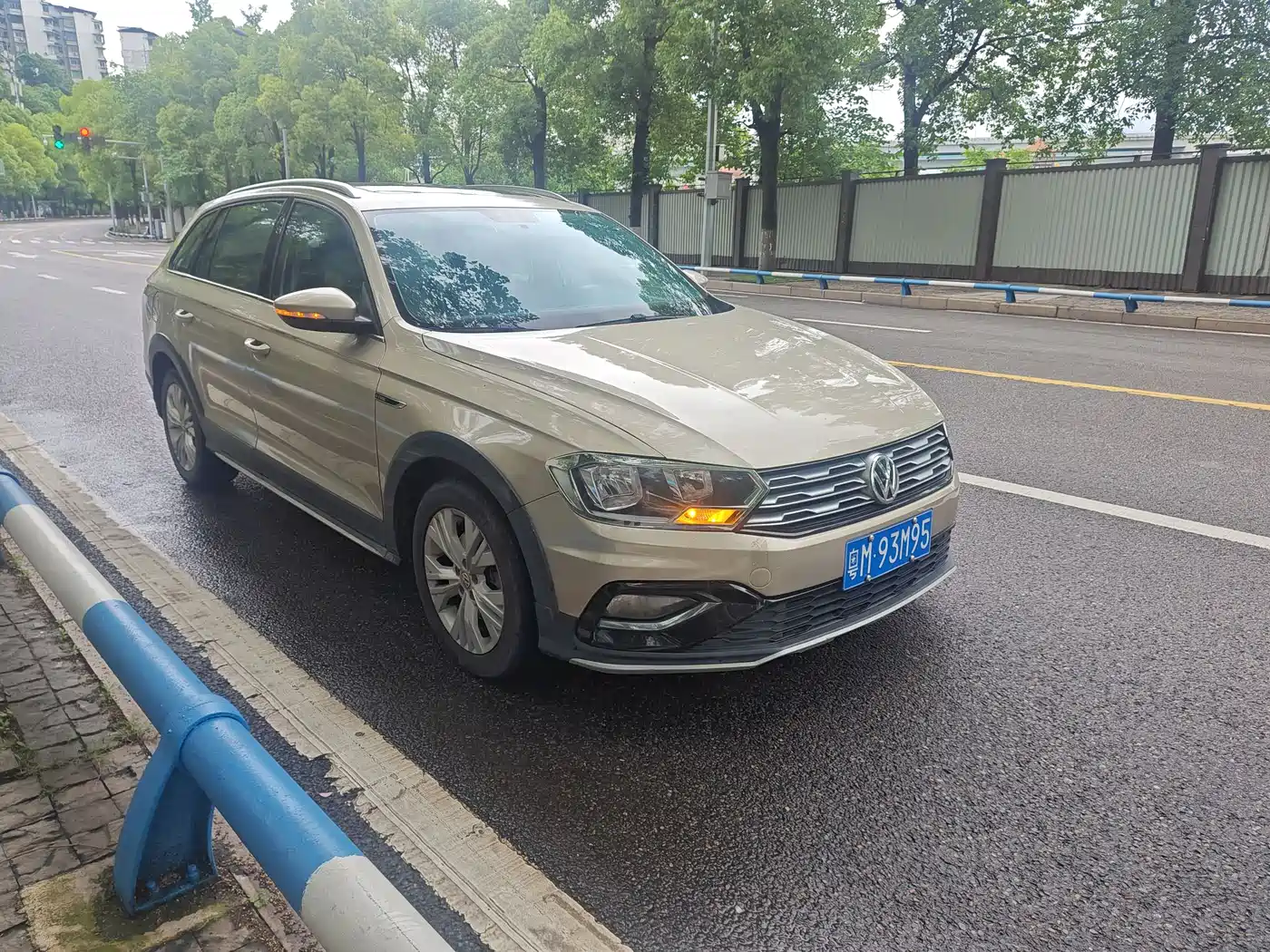 Volkswagen C-TREK 2017 230TSI DSG Comfort фото 3