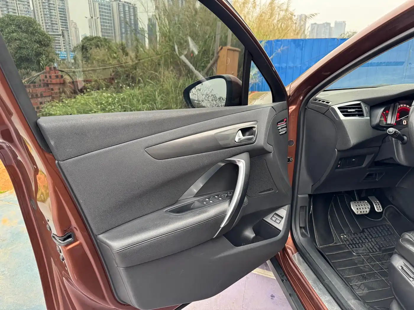 DS 6 2014 2014 1.6T Luxury Edition THP200