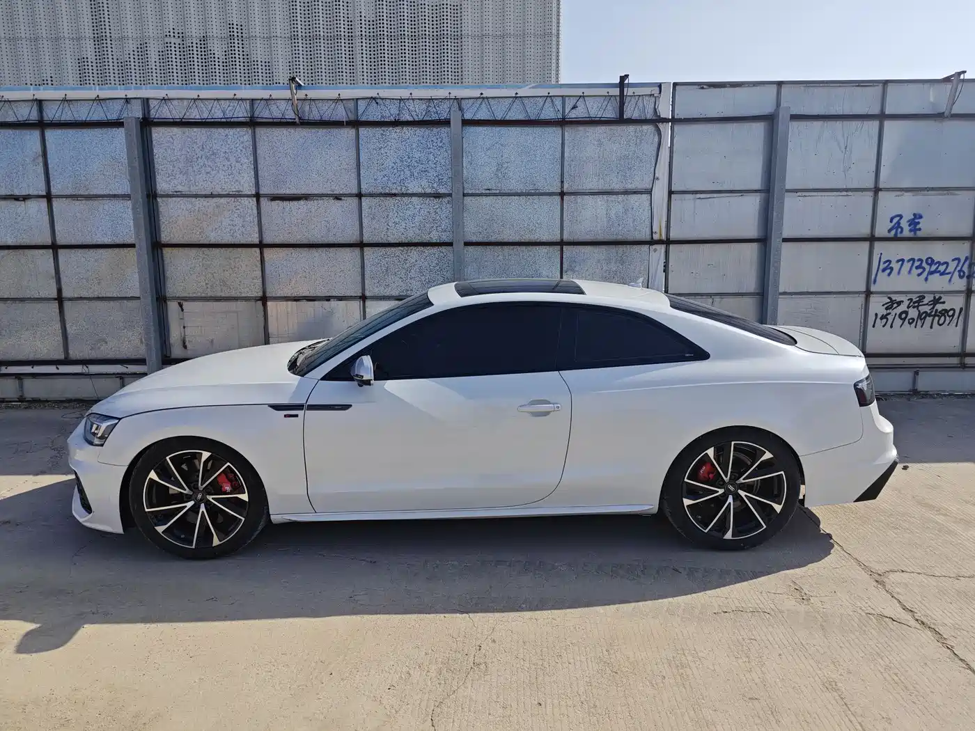 Audi A5 (Import) 2012 2.0TFSI Coupe фото 4