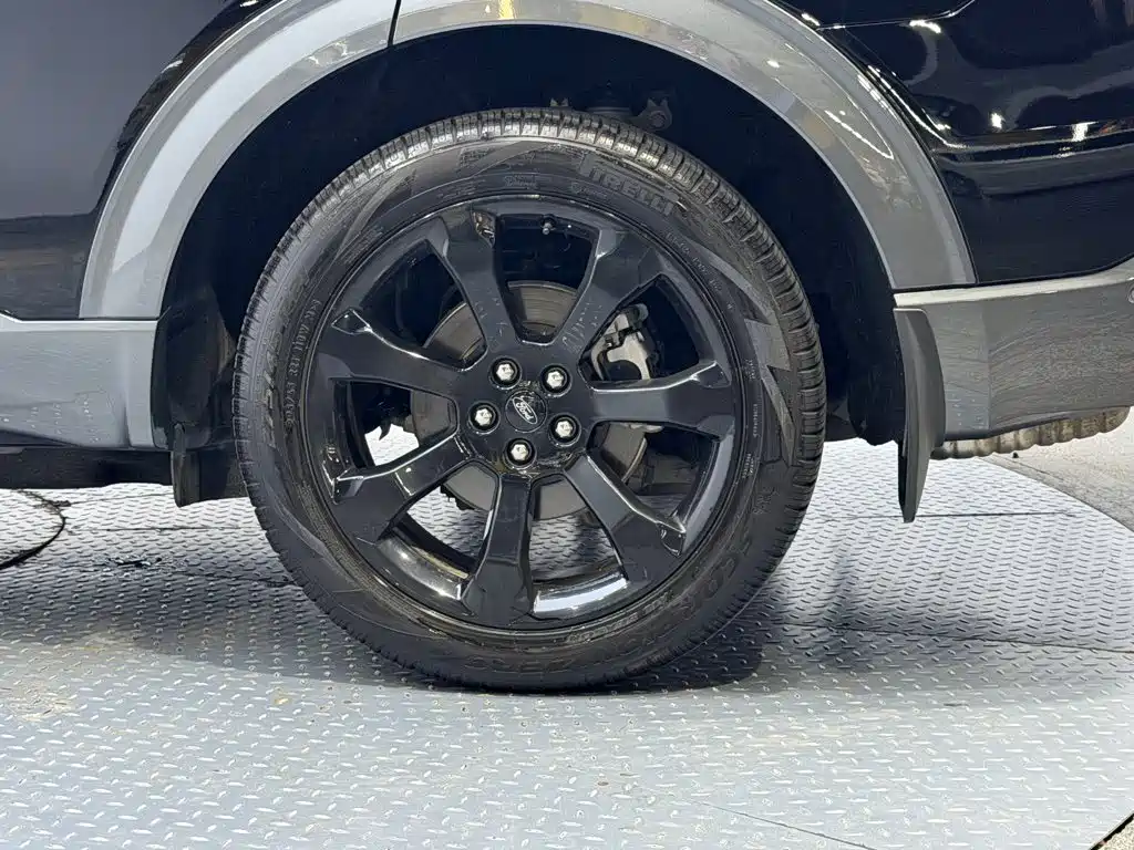 Ford Explorer 2020 2020 EcoBoost 285 4WD Sport ST-LINE 6-Seater