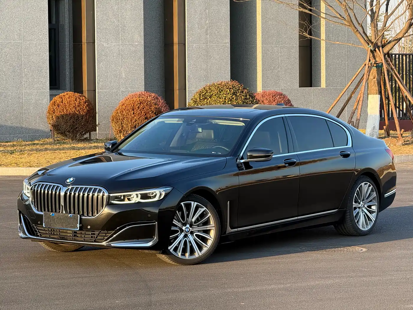 BMW 7 Series 2021 Model 740Li Leading Luxury Package