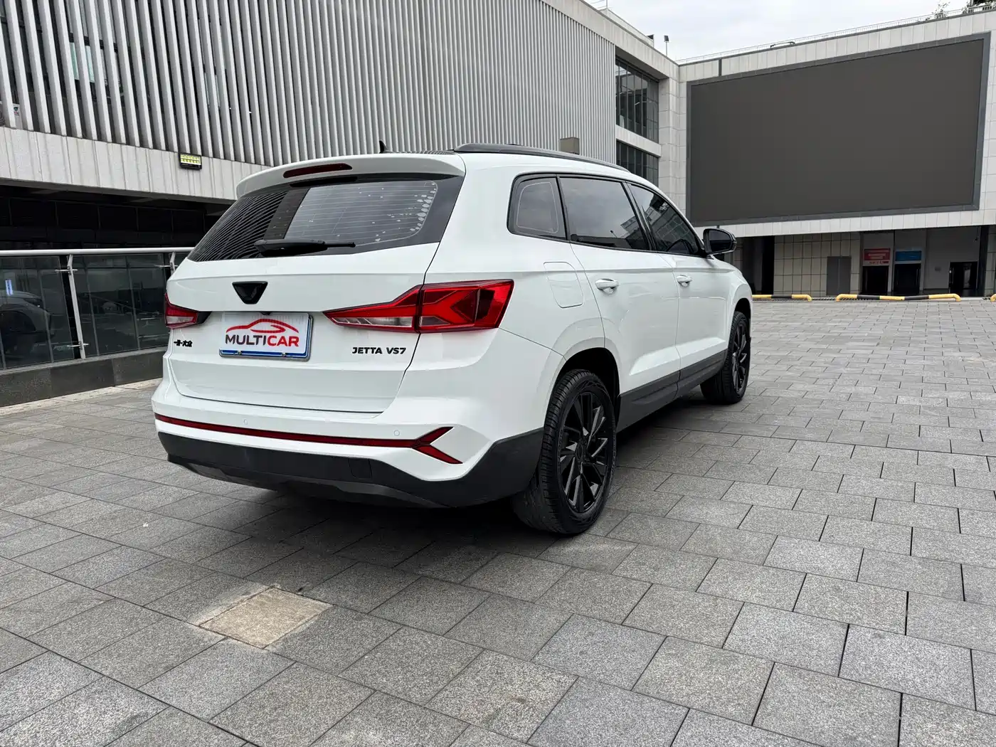 Фото 7 - Jetta VS7