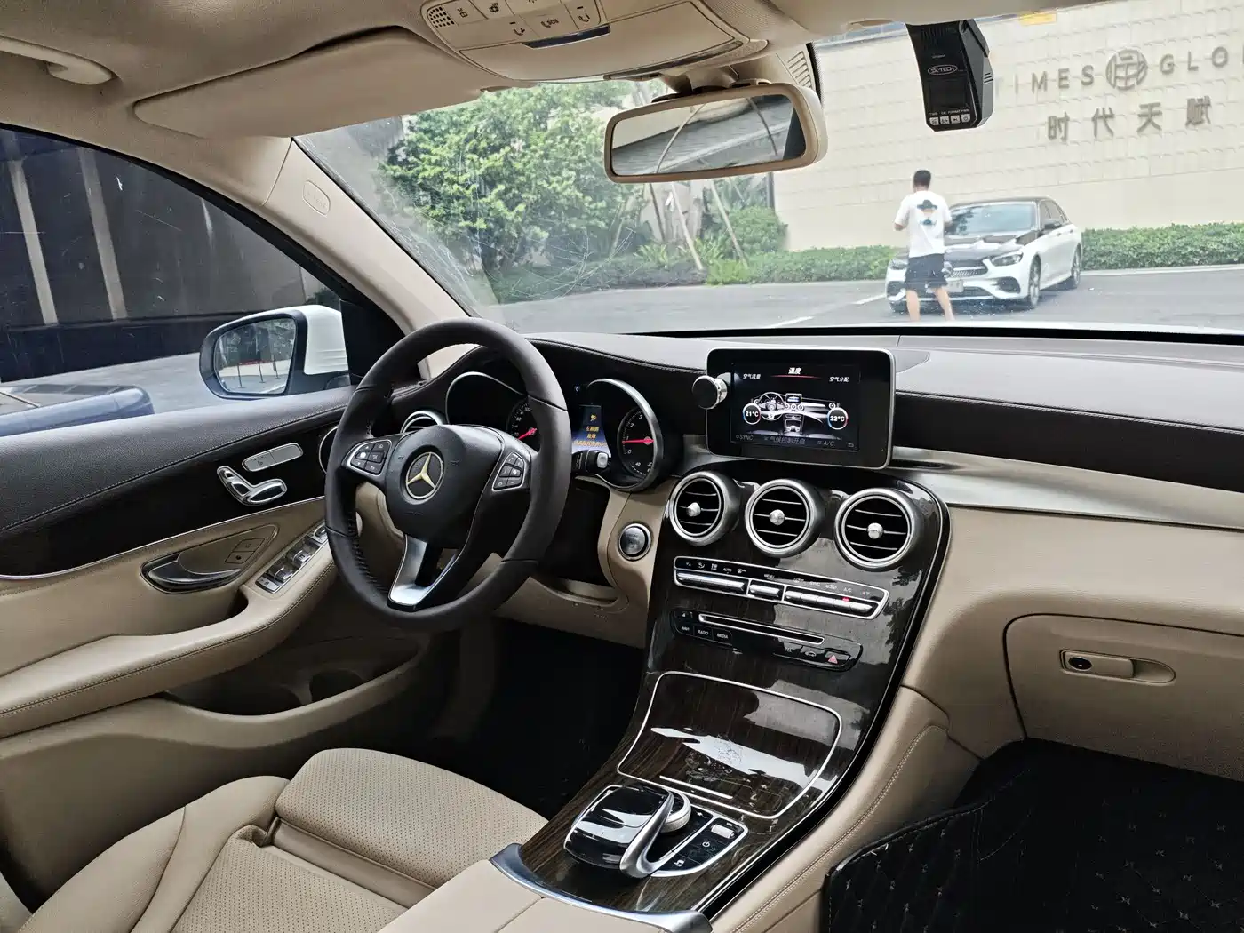 Mercedes-Benz GLC 2016 GLC 260 4MATIC Dynamic фото 17