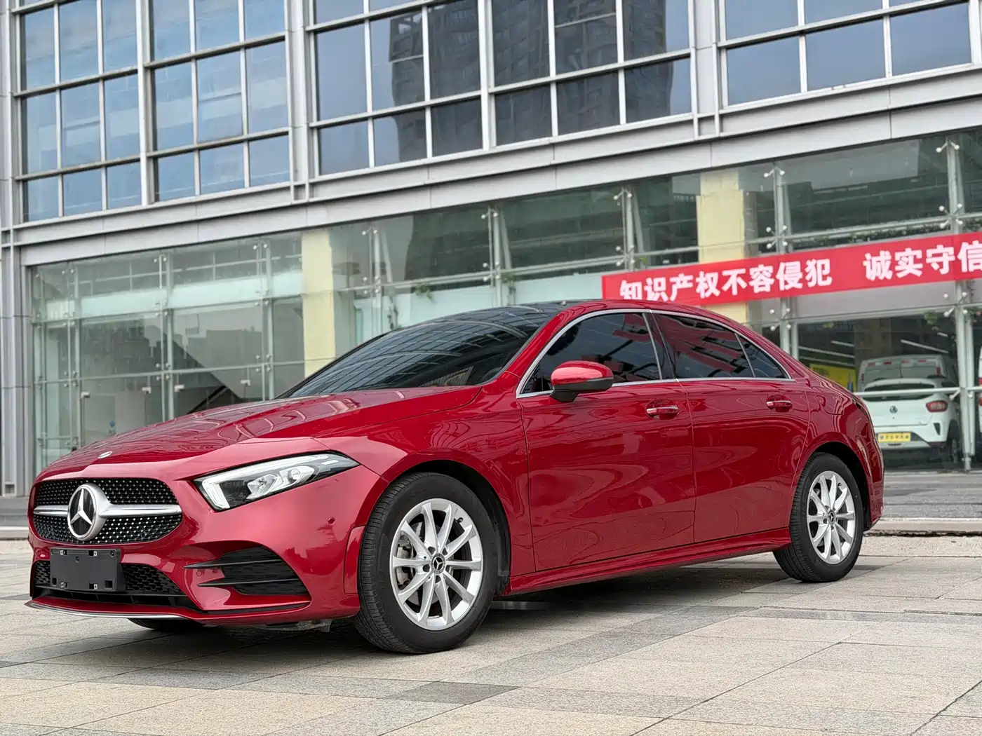 Mercedes-Benz A-Class 2021 A 200 L Sport Sedan Fashion Edition