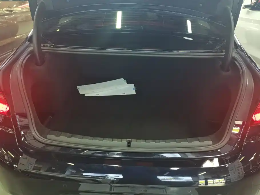 BMW 3 Series 2026 2026 330Li Excellence M Sport Shadowline Package