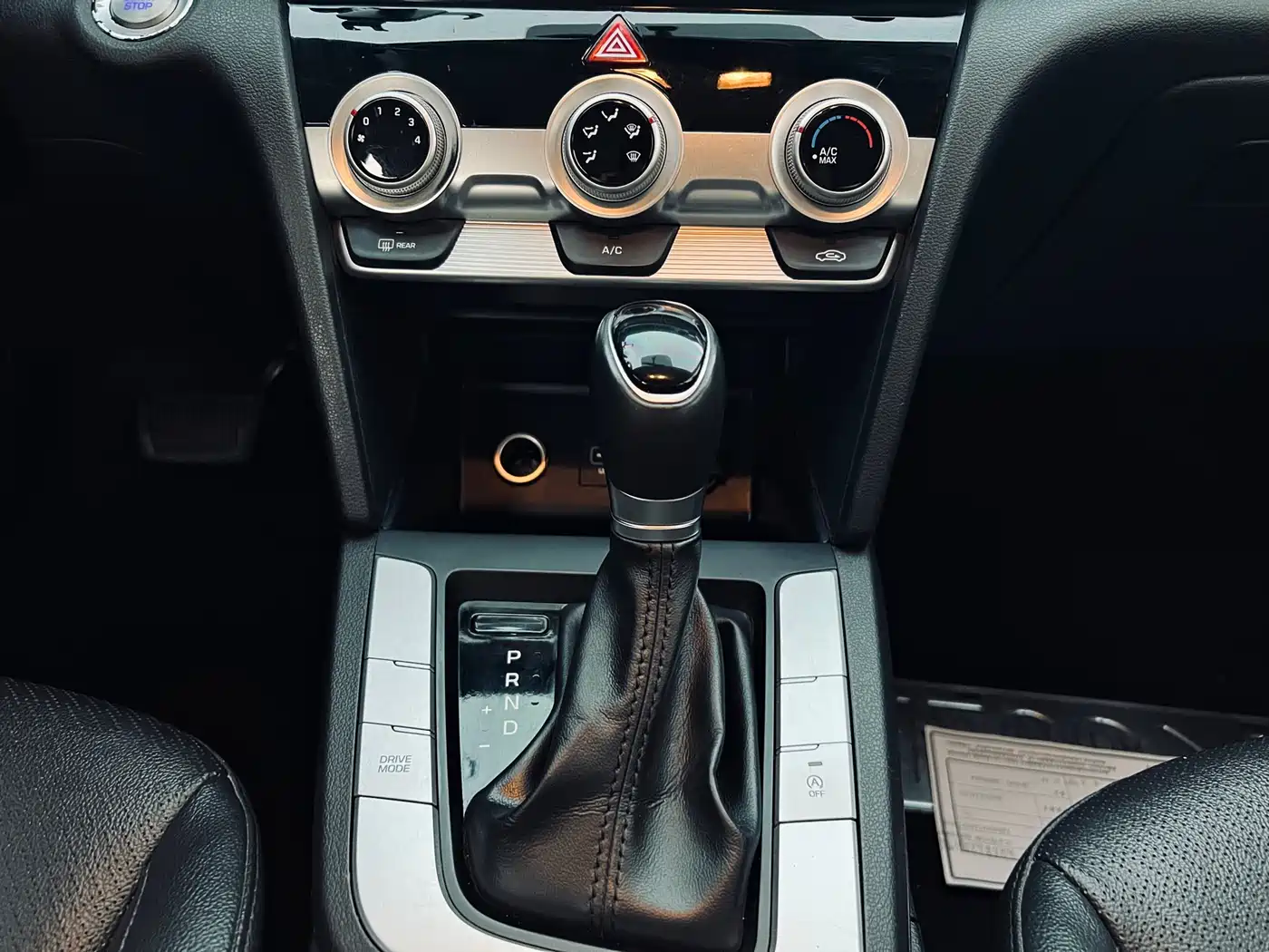Hyundai Elantra 2019 1.5L CVT Smart Elite фото 18