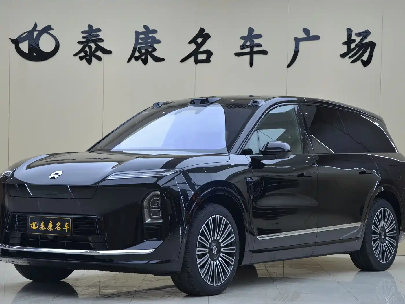 NIO ES8 2025 Base Model 7-Seater