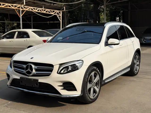 MERCEDES-BENZ GLC