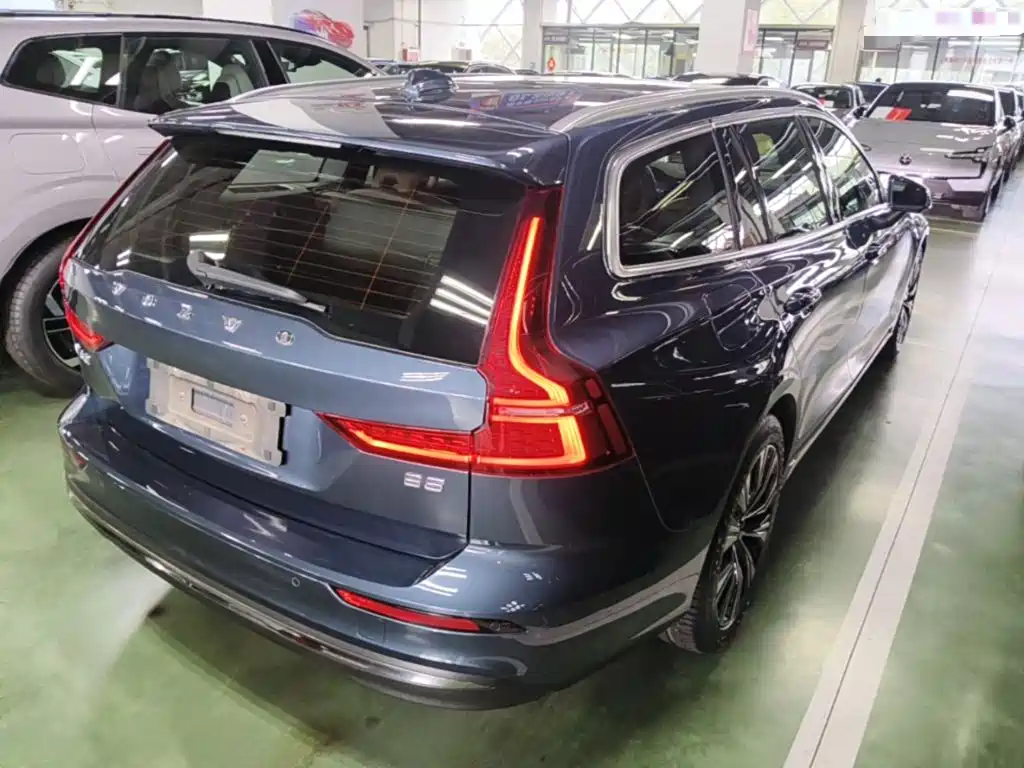Volvo V60 2024 2024 B5 Smart Premium Luxury Edition