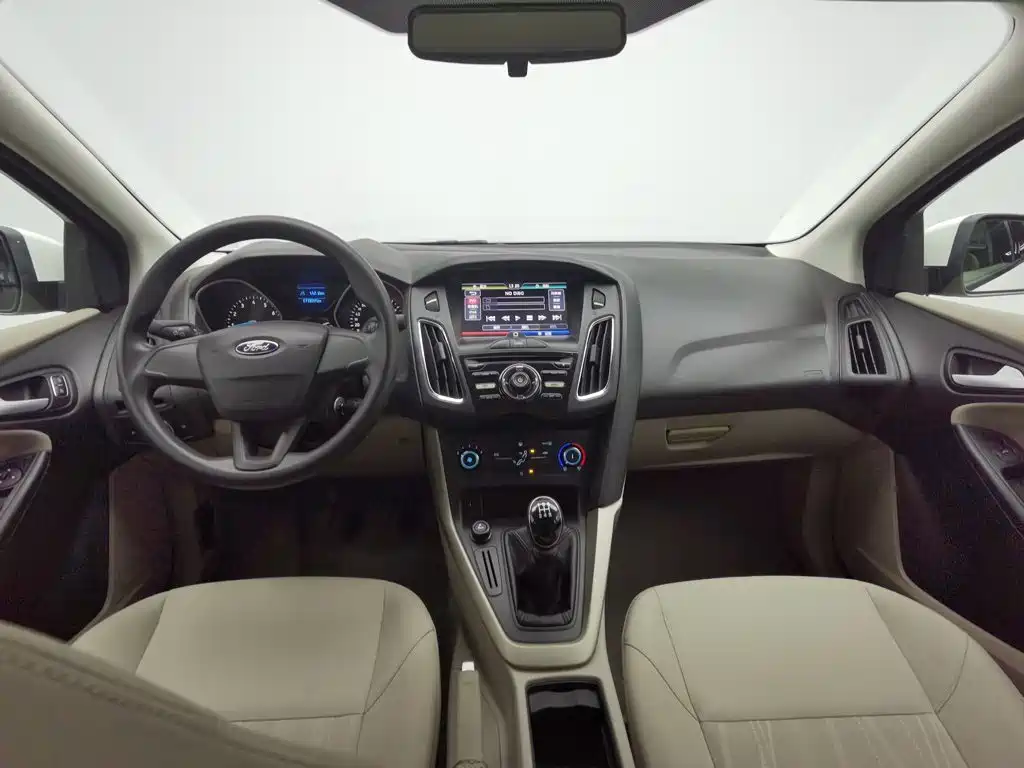 Фото 5 - Ford Focus