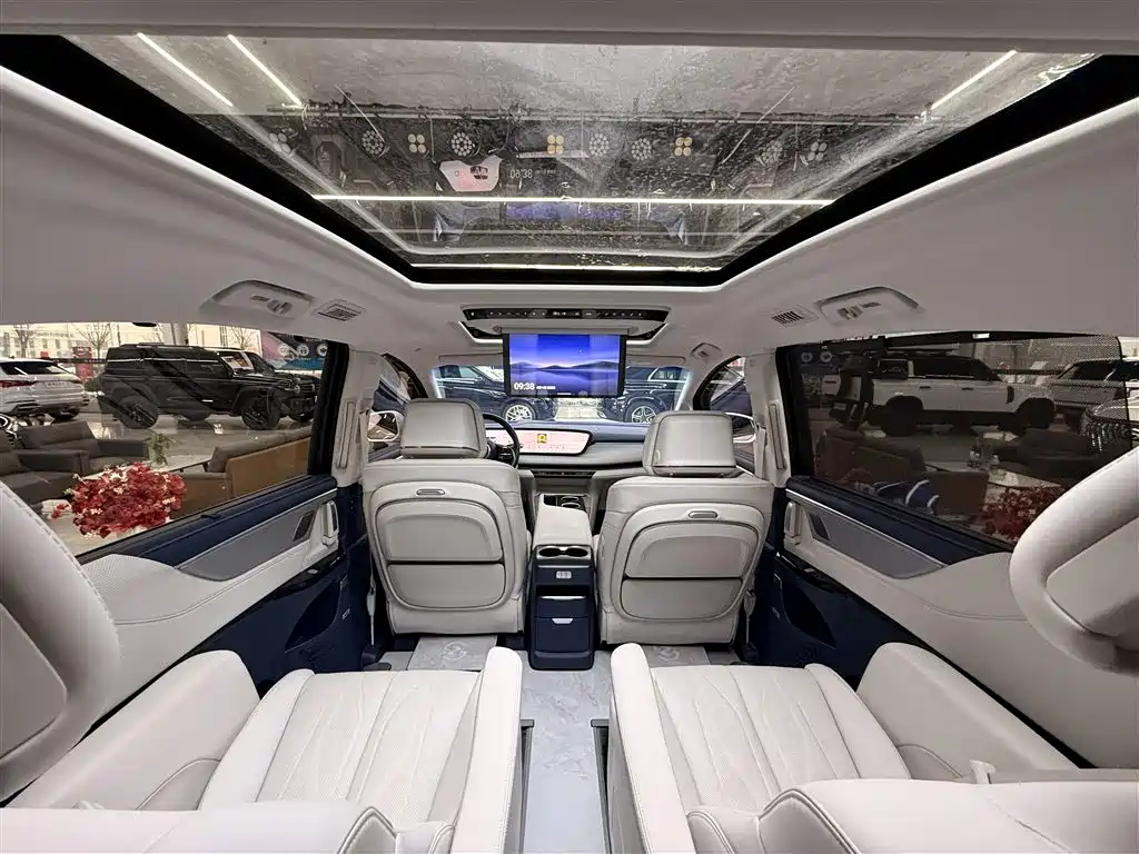 BUICK GL8 NEW ENERGY